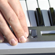 hyp0static hands on keyboard